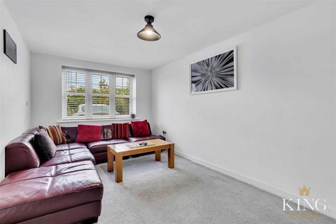 17 Arrow Way, Bidford On Avon, Alcester, B50 4GQ