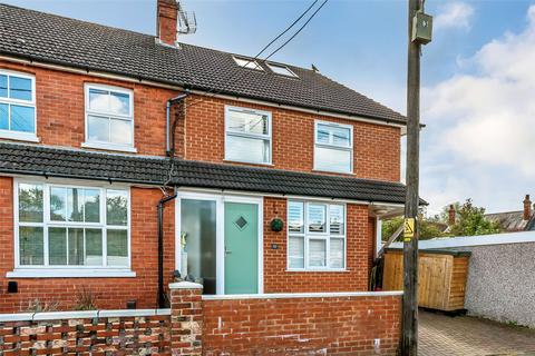 2 bedroom end of terrace house for sale, Holmesdale Road, North Holmwood, Dorking, Surrey, RH5