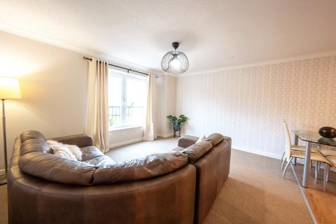 2 bedroom apartment to rent, Palatine Place, Dunston, Gateshead, Tyne and Wear, NE11