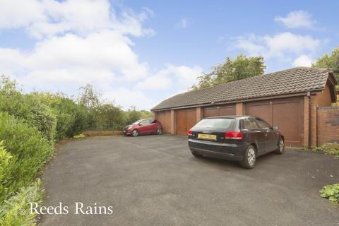 2 bedroom bungalow for sale, Galbraith Close, Cheshire CW12