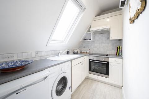 1 bedroom apartment for sale, Kingston Road, London SW20