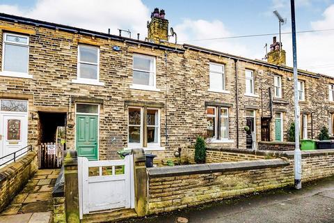 2 bedroom terraced house to rent, Birch Road, West Yorkshire HD4