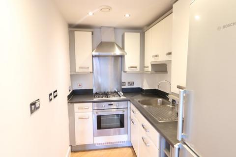 1 bedroom apartment to rent, Bramley Crescent, Ilford IG2