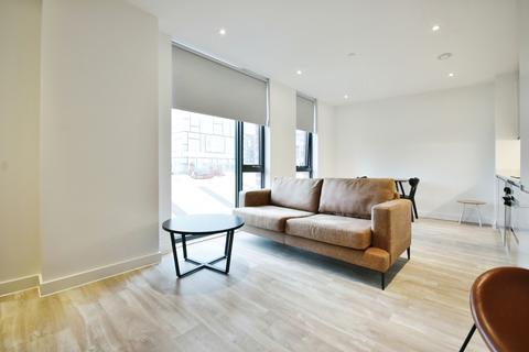 2 bedroom apartment to rent, Queen Street, Greater Manchester M3