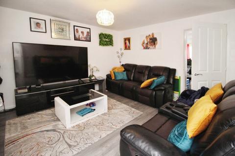 3 bedroom terraced house for sale, Hamsterley Avenue, Greater Manchester M18