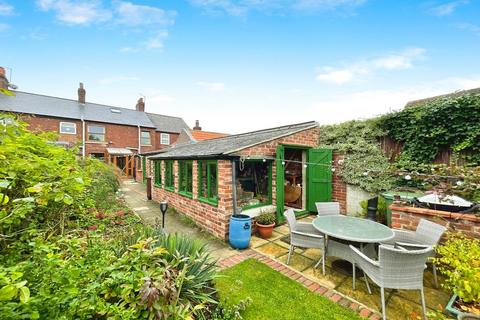 2 bedroom terraced house for sale, Field Lane, Goole DN14