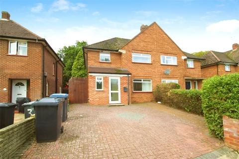 6 bedroom detached house to rent, Spring Rise, Surrey TW20
