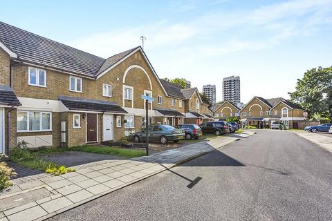 3 bedroom terraced house for sale, Farrow Lane, London SE14