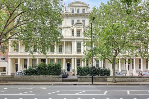 4 bedroom penthouse for sale, 105-106 Lancaster Gate, London W2