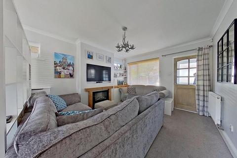 4 bedroom semi-detached house for sale, Glenbervie Drive, Herne Bay, CT6 6QN