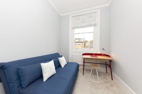 2 bedroom flat to rent, Homefield Road, SW19