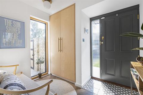 34 Metcalfe Road, Cambridge, CB4 2DD