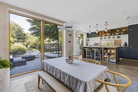 34 Metcalfe Road, Cambridge, CB4 2DD