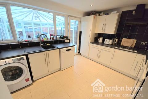 3 bedroom terraced house for sale, Anson Close, Ringwood BH24