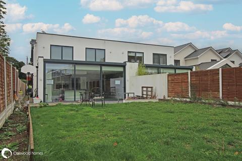 4 bedroom semi-detached house for sale, Gladstone Road, Broadstairs