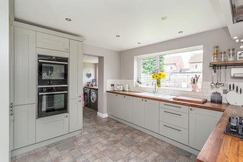 8 Alness Drive, York, YO24 2XZ