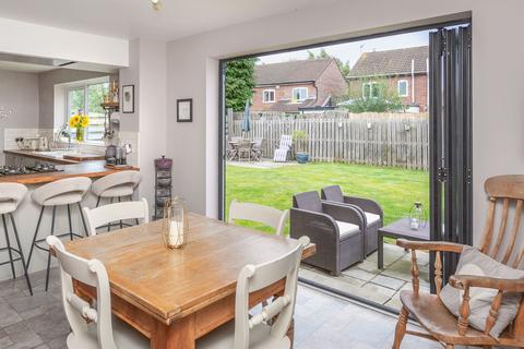 8 Alness Drive, York, YO24 2XZ