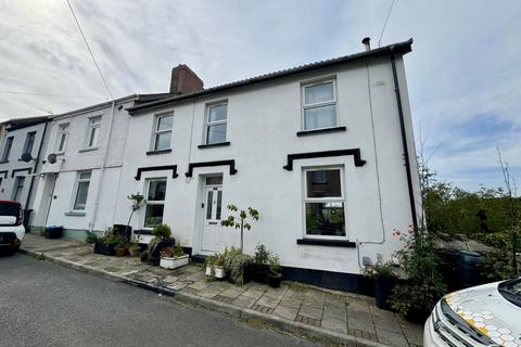 4 bedroom end of terrace house for sale, Merthyr Tydfil CF47