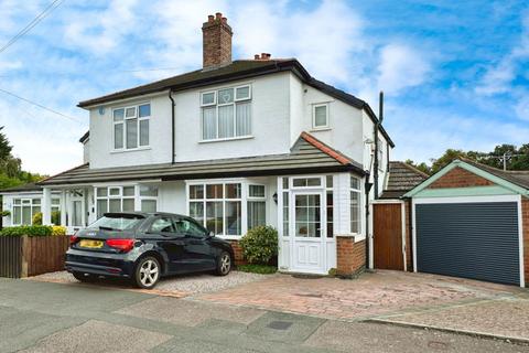 3 bedroom semi-detached house for sale, Curzon Avenue, Leicester LE4