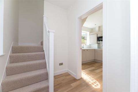 48 Maylea Drive, Otley, LS21 3ND