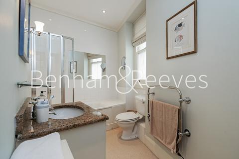 1 bedroom apartment to rent, Durward House, Kensington Court W8