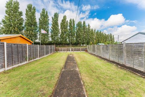 2 bedroom semi-detached bungalow for sale, Carlton Road, Lowestoft