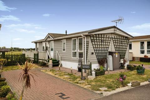 2 bedroom park home for sale, Irwin Road, Minster on Sea, Sheerness, ME12