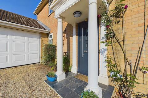 4 bedroom detached house for sale, Albany Close, Worthing, BN11