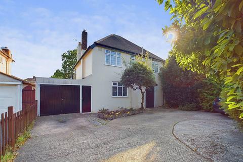 4 bedroom detached house for sale, Poulters Lane, Worthing, BN14 7SS