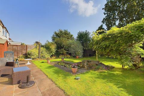 4 bedroom detached house for sale, Poulters Lane, Worthing, BN14 7SS