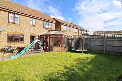 4 bedroom detached house for sale, Pitreavie Drive, Hailsham