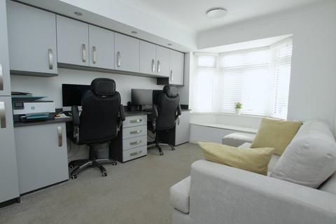 2 Brampton Road, Oakdale, Poole, BH15 3RE