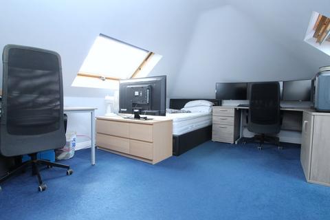 2 Brampton Road, Oakdale, Poole, BH15 3RE