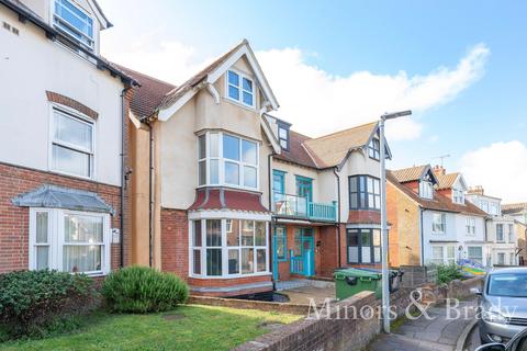 1 bedroom apartment for sale, 46 Cliff Road, Sheringham