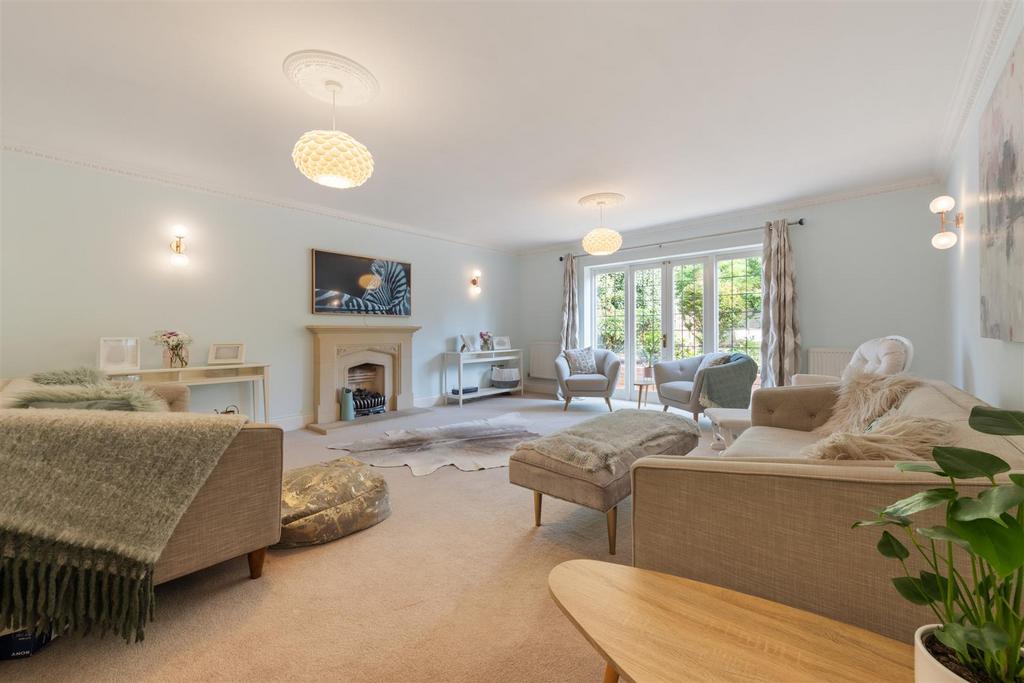 463 Streetsbrook Road 4.jpg