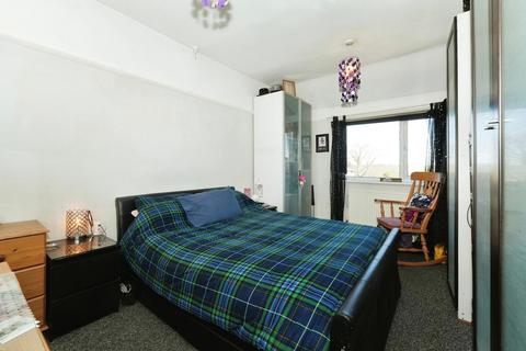 189 Warminster Road, Sheffield, S8 8PP