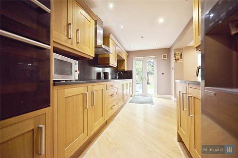 4 Blaking Drive, Knowsley, Prescot, L34 0JE