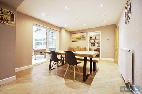 4 Blaking Drive, Knowsley, Prescot, L34 0JE