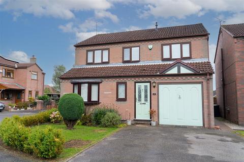 4 bedroom detached house for sale, Elton Close, North Wingfield, Chesterfield