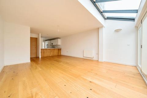 4 bedroom end of terrace house for sale, Brighton Road, Handcross, RH17