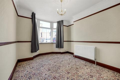 3 bedroom terraced house for sale, Chatsworth Terrace, Darlington