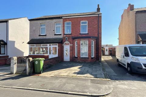 2 bedroom semi-detached house for sale, Matlock Road, Southport PR8