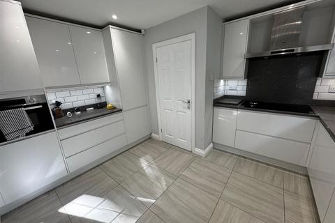 4 bedroom detached house to rent, Ferens Park, Durham