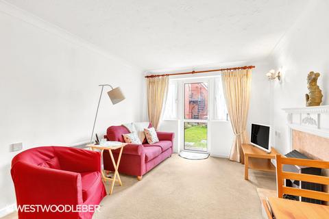 1 bedroom flat for sale, High Street, Hoddesdon EN11