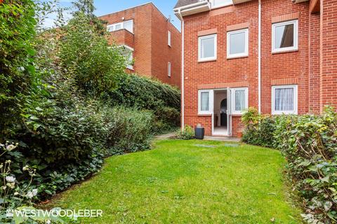 1 bedroom flat for sale, High Street, Hoddesdon EN11