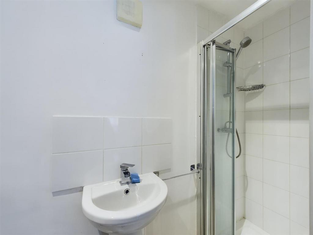 Garage Shower Room.jpg