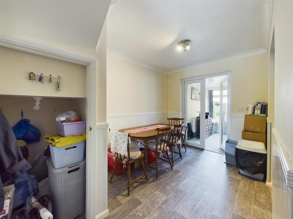 Dining Room.jpg