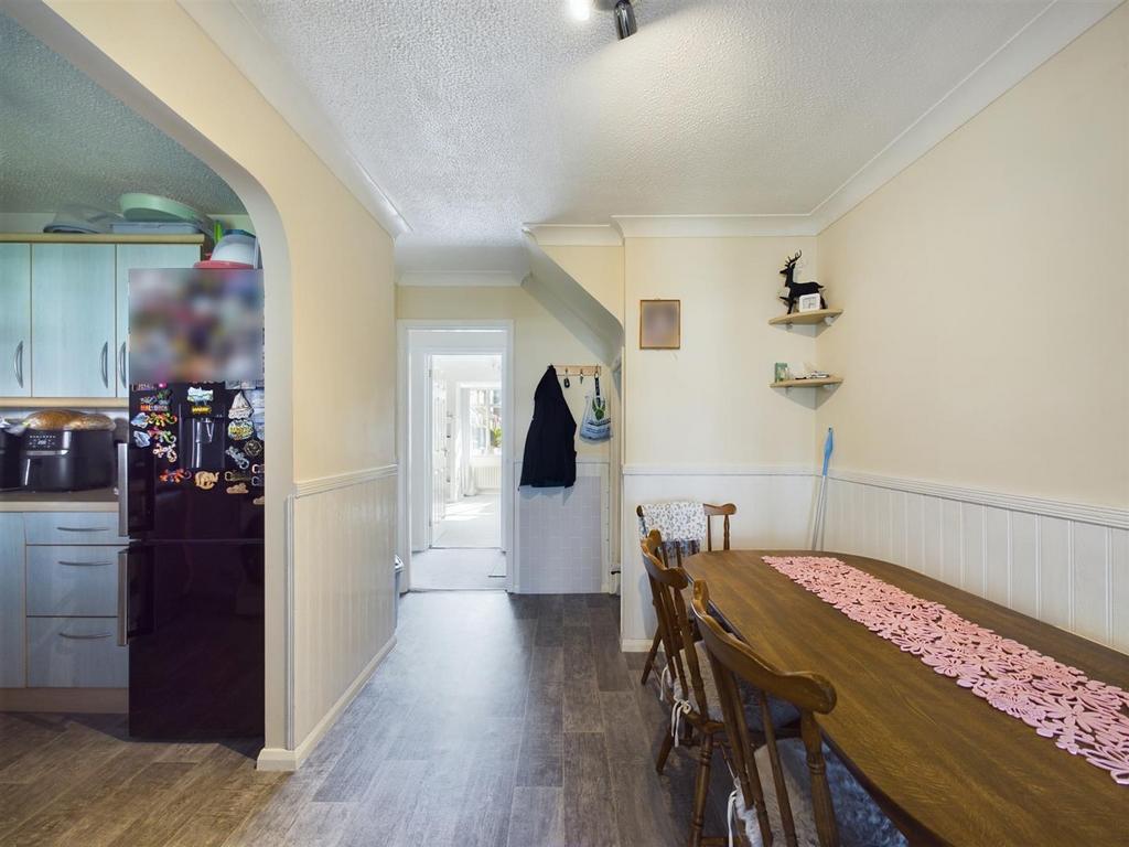 Dining Room (2).jpg