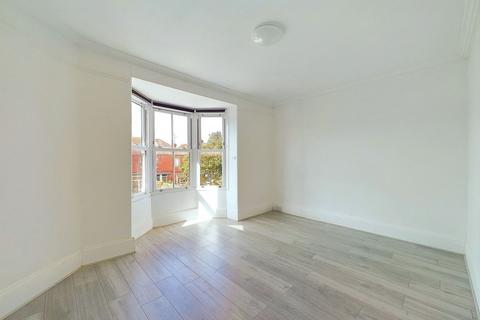 1 bedroom flat for sale, Downview Road, Worthing, BN11