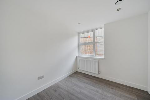 2 bedroom apartment to rent, Basingstoke,  Hampshire,  RG21